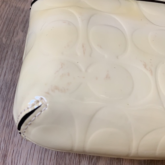 Coach Ivory Cream C Optic Patent Wristlet Clutch - Picture 6 of 11